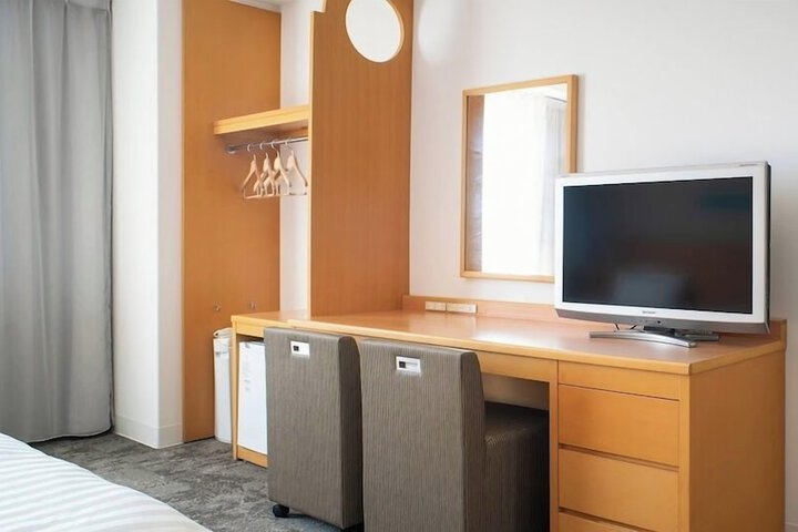 Room 19 of 110