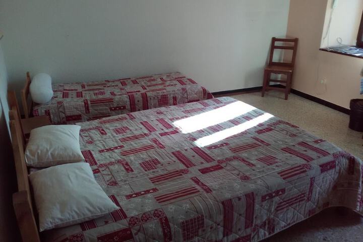 Room 7 of 50