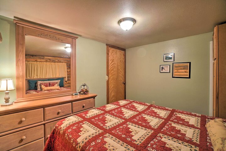 Room 8 of 25
