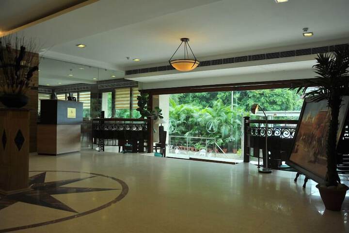 Hotel Interior 4 of 62