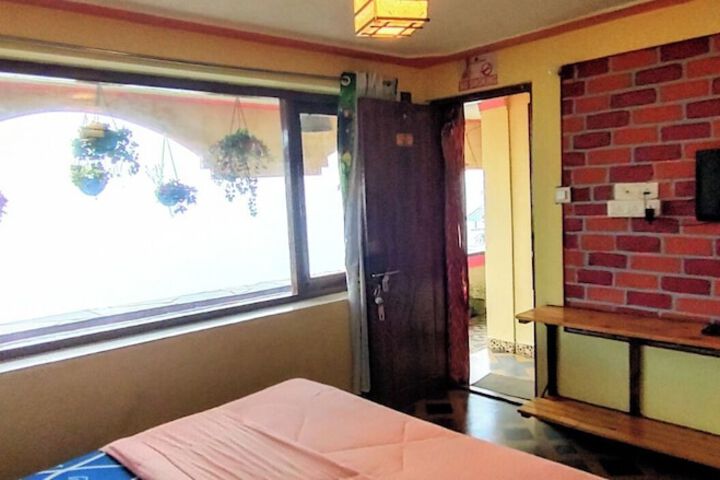 Room 67 of 195