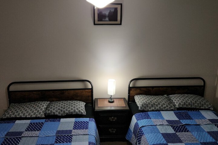 Room 6 of 19