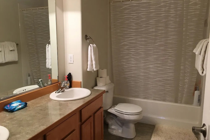 Room 10 of 22