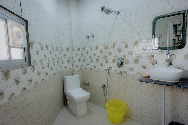 Room 37 of 44