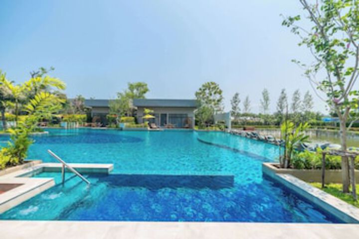 Pool 36 of 64