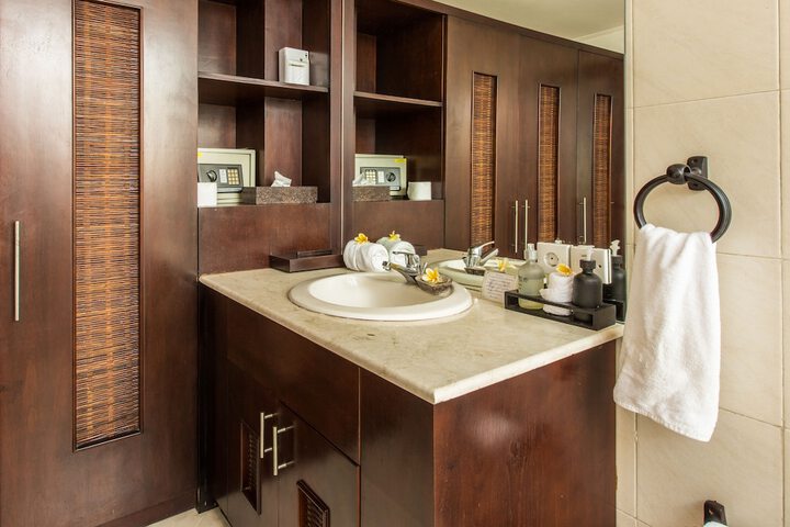 Clean Restrooms