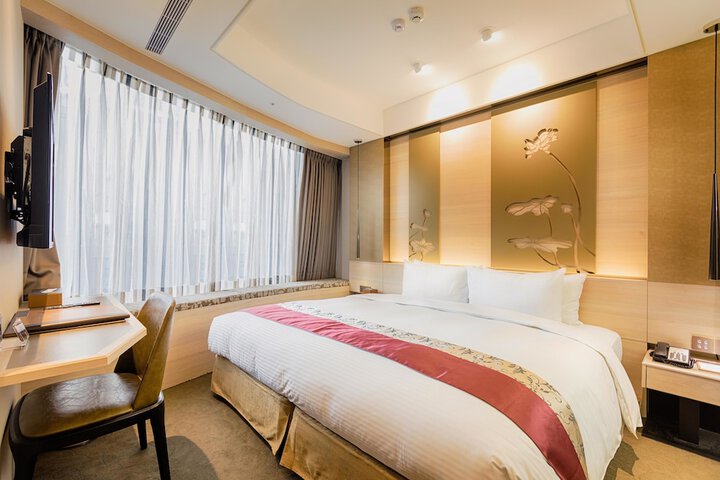 Room 50 of 105