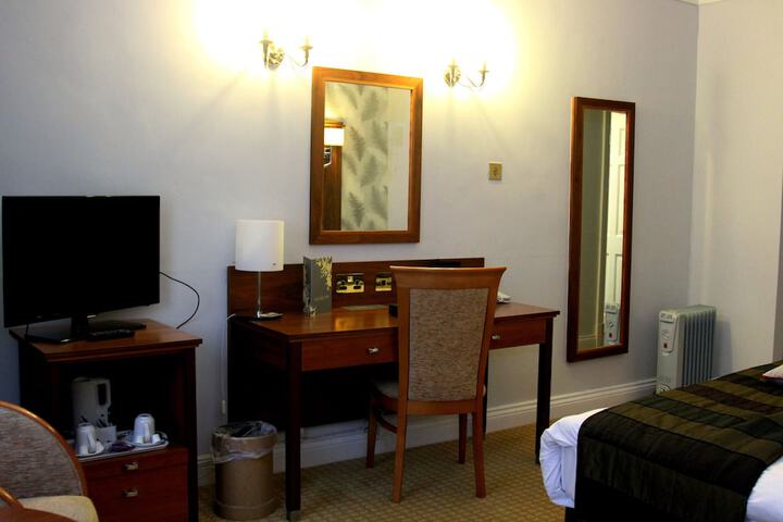 Room 20 of 58