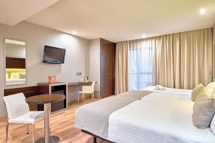 Room 10 of 81