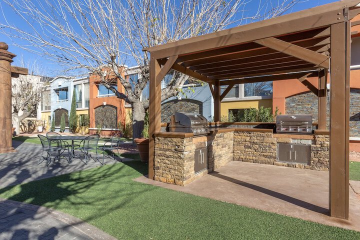 BBQ/picnic area