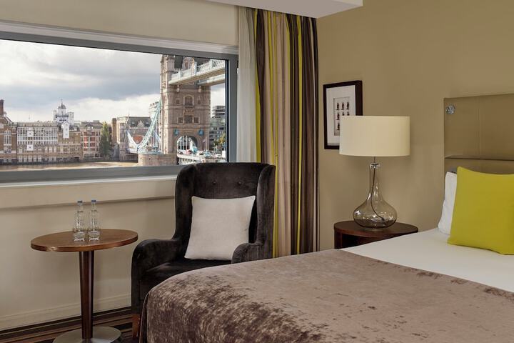 Room 52 of 137