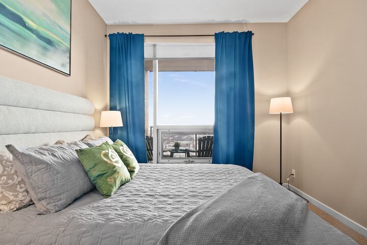 Room 22 of 108
