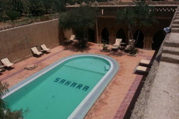 Pool Hotel