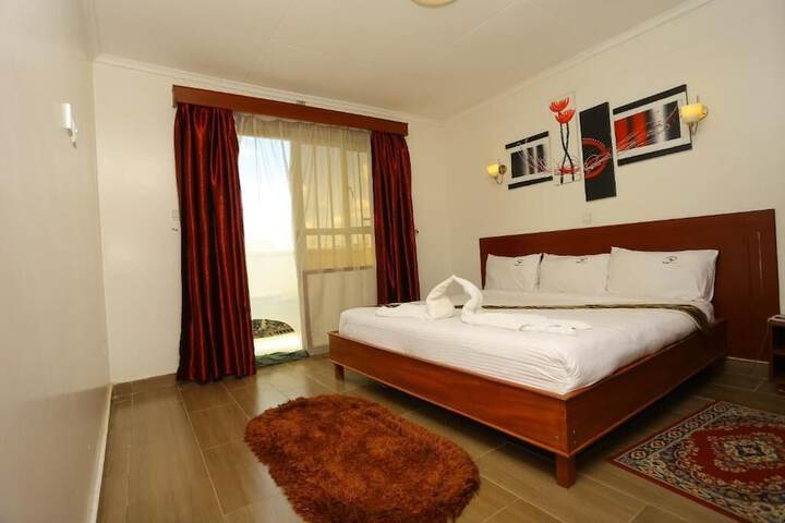 Room 5 of 52