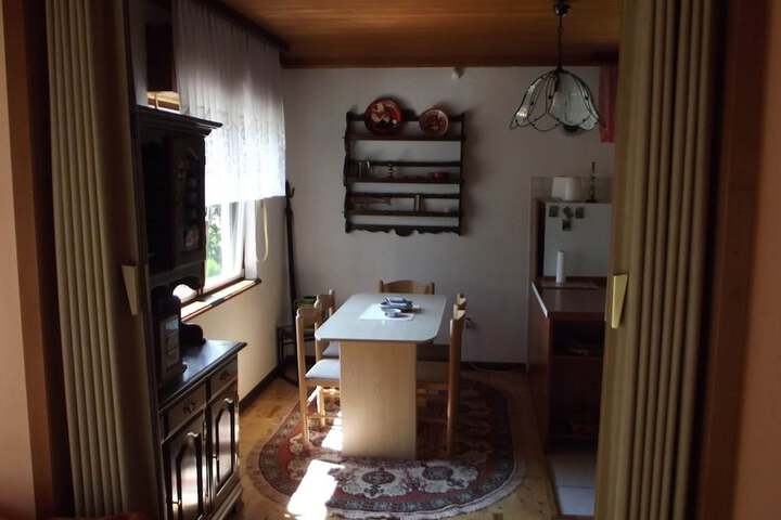 Room 12 of 62