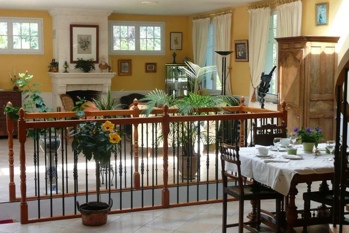 Dining 10 of 10