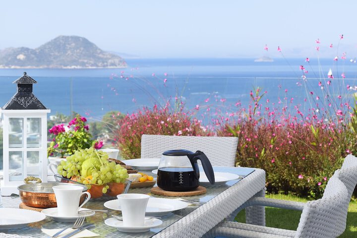 Breakfast/Coffee Service 44 of 67