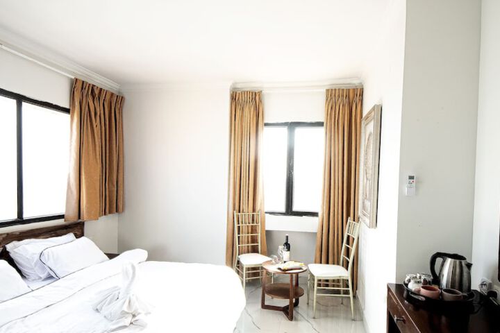 Room 22 of 123