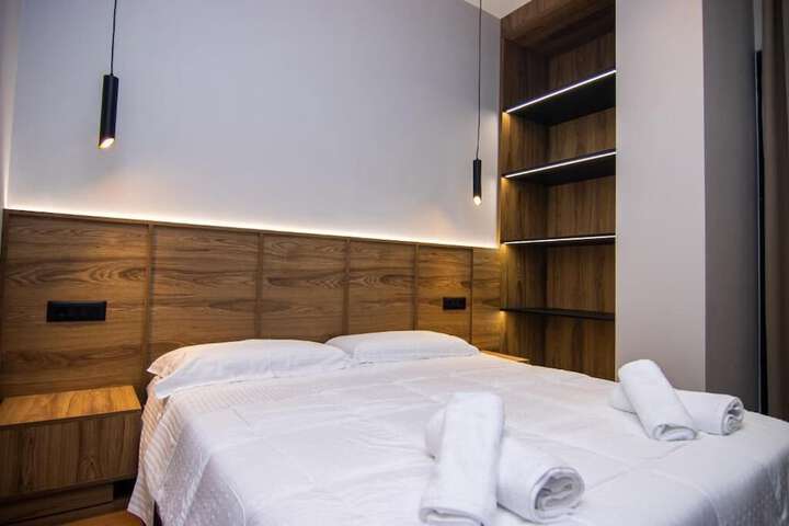 Room 16 of 29