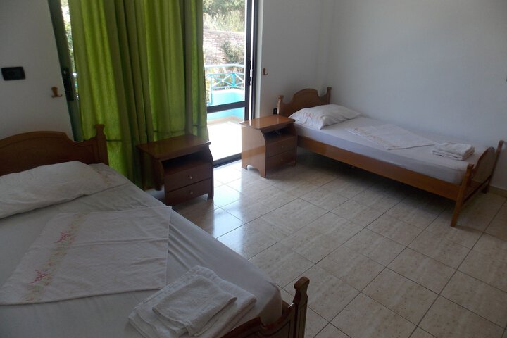 Room 14 of 63