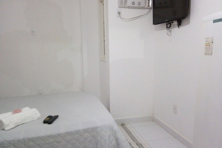 Room 5 of 7