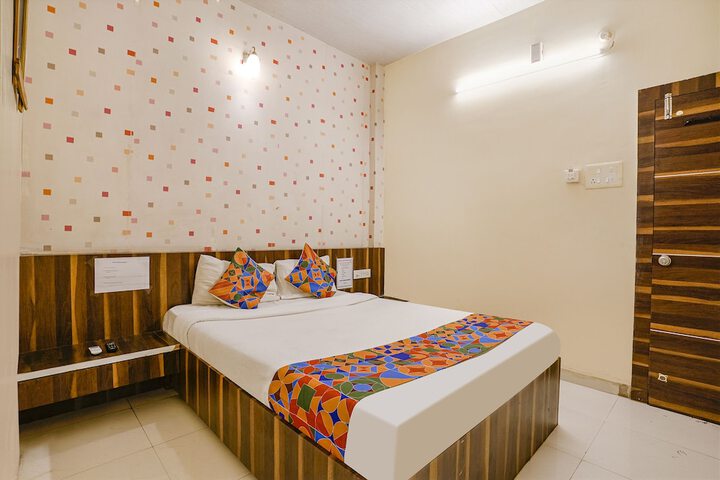 Room 14 of 29