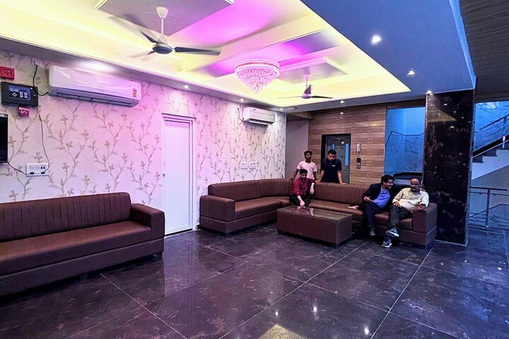 Hotel Interior 3 of 10