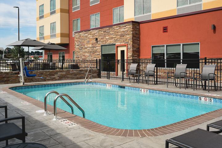 Pool image of Fairfield Inn & Suites by Marriott Cullman