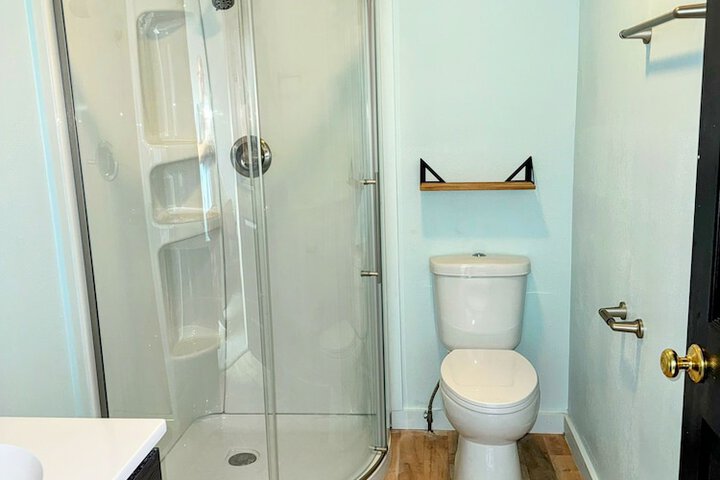 Room 13 of 19