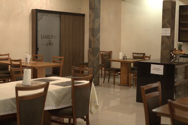 Dining 20 of 26