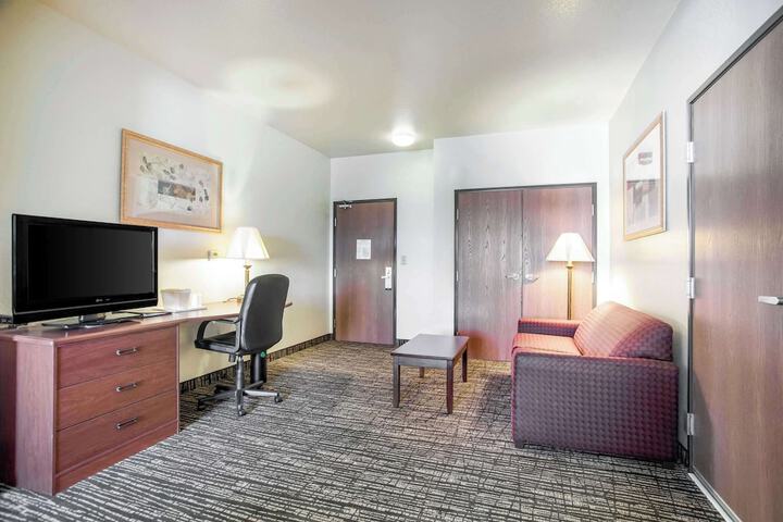 Room 33 of 44