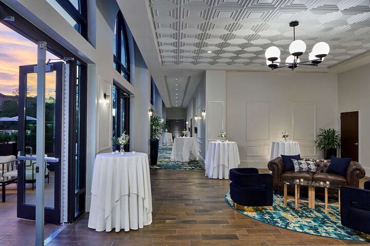 Meeting facility
