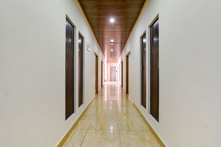 Hotel Interior 3 of 35