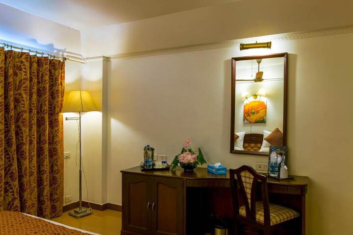 Room 19 of 51