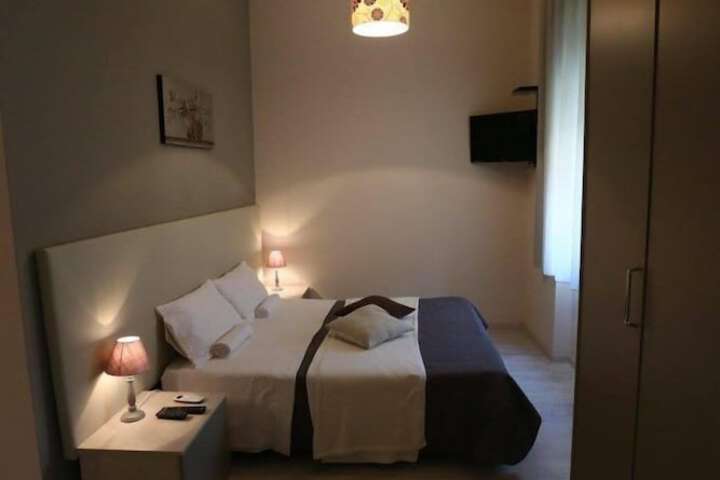 Room 15 of 60