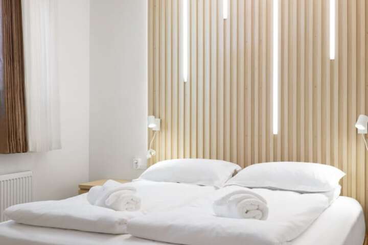 Room 15 of 75