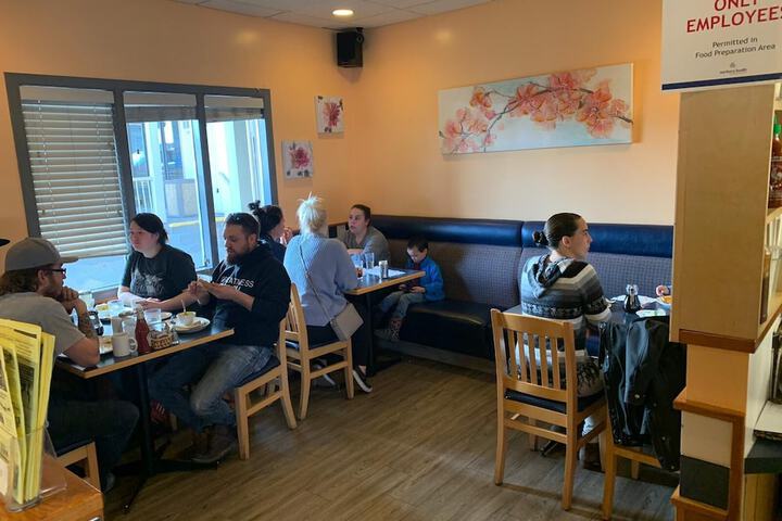 Breakfast area