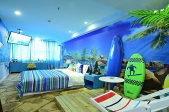 Room 17 of 21