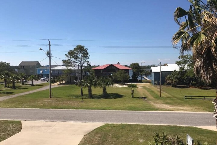 Property Grounds 19 of 25