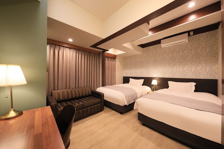 Room 20 of 125