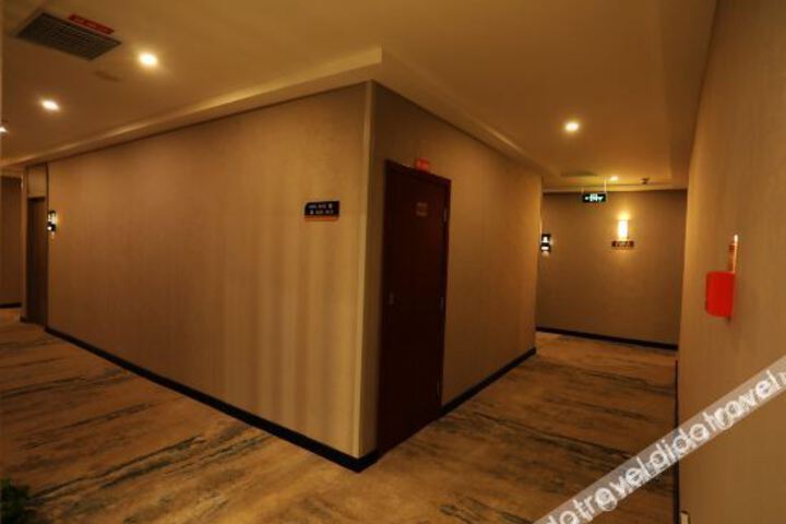 Hotel Interior 19 of 33