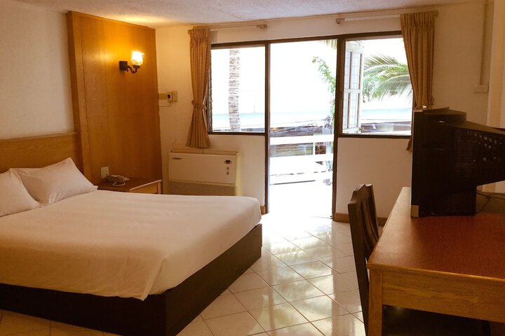 Room 15 of 50