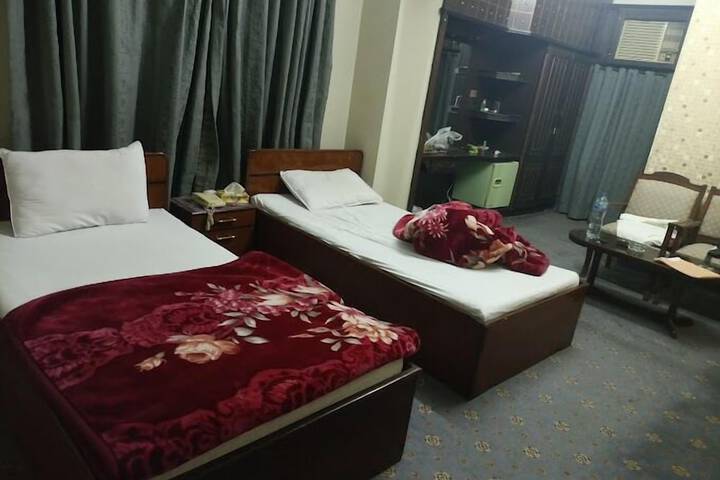 Room 2 of 13