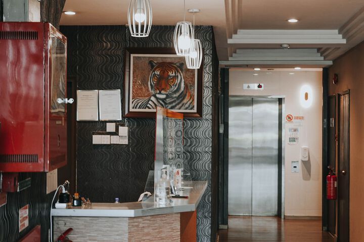 Hotel Interior 4 of 29