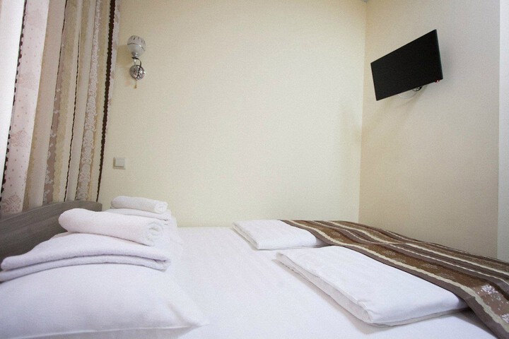 Room 5 of 21