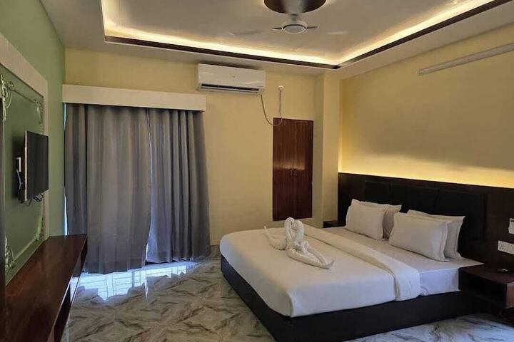 Room 7 of 82