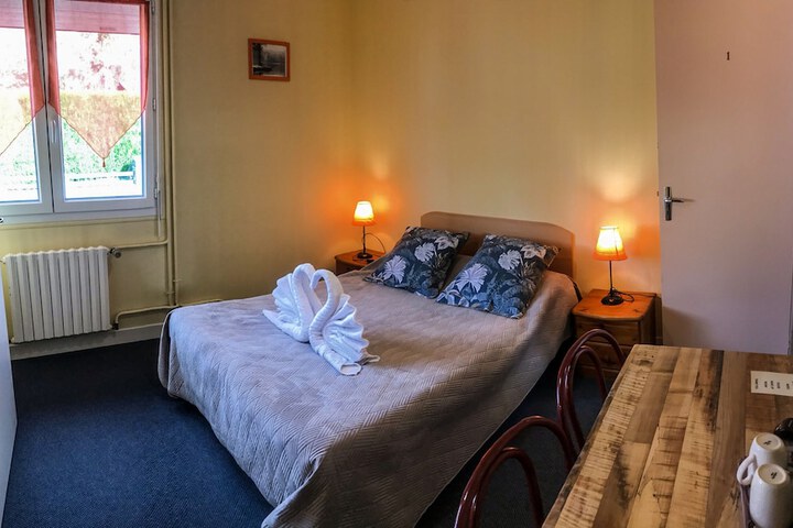 Room 18 of 48
