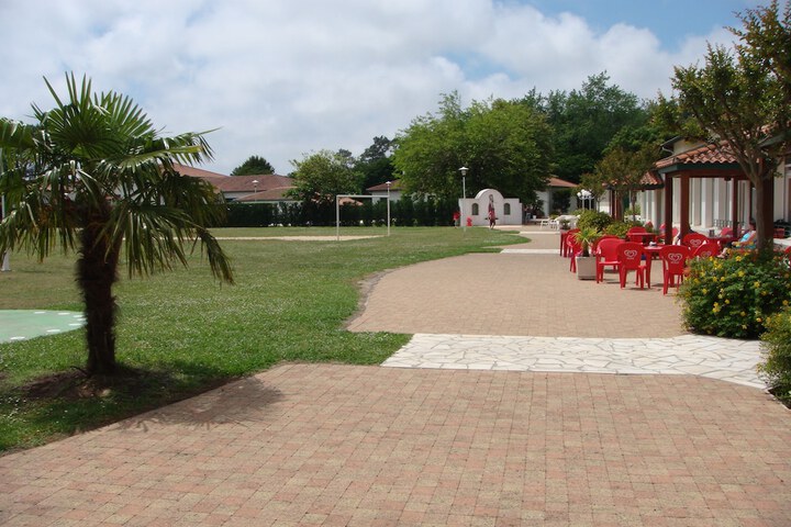 Property Grounds 33 of 42