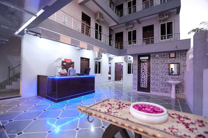 Hotel Interior 2 of 11