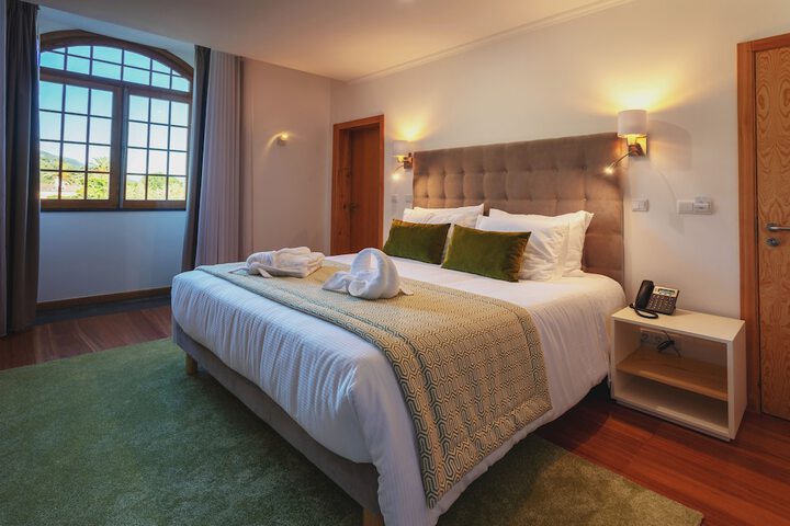 Room 3 of 85